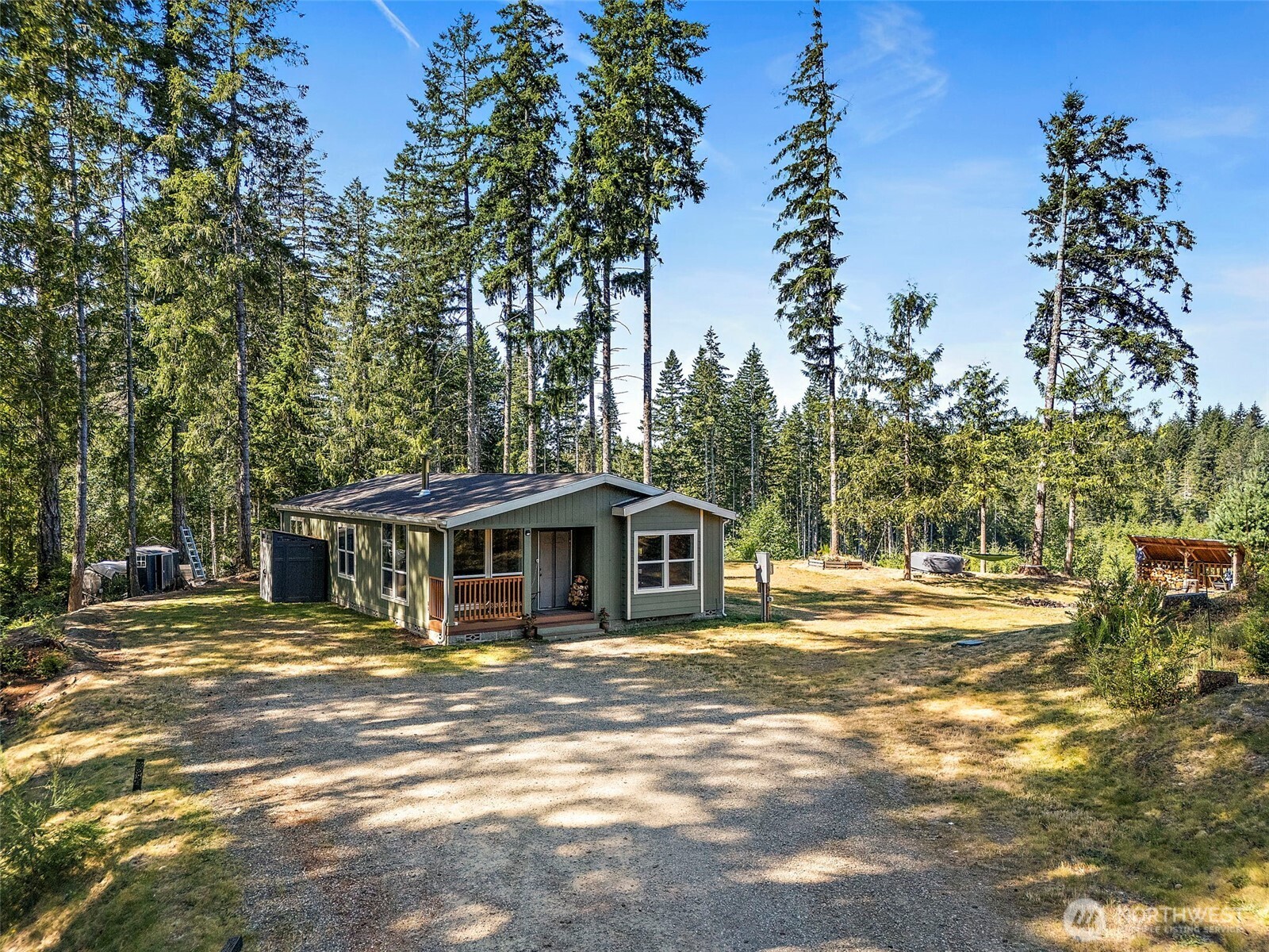2768 Ridgecrest Drive W