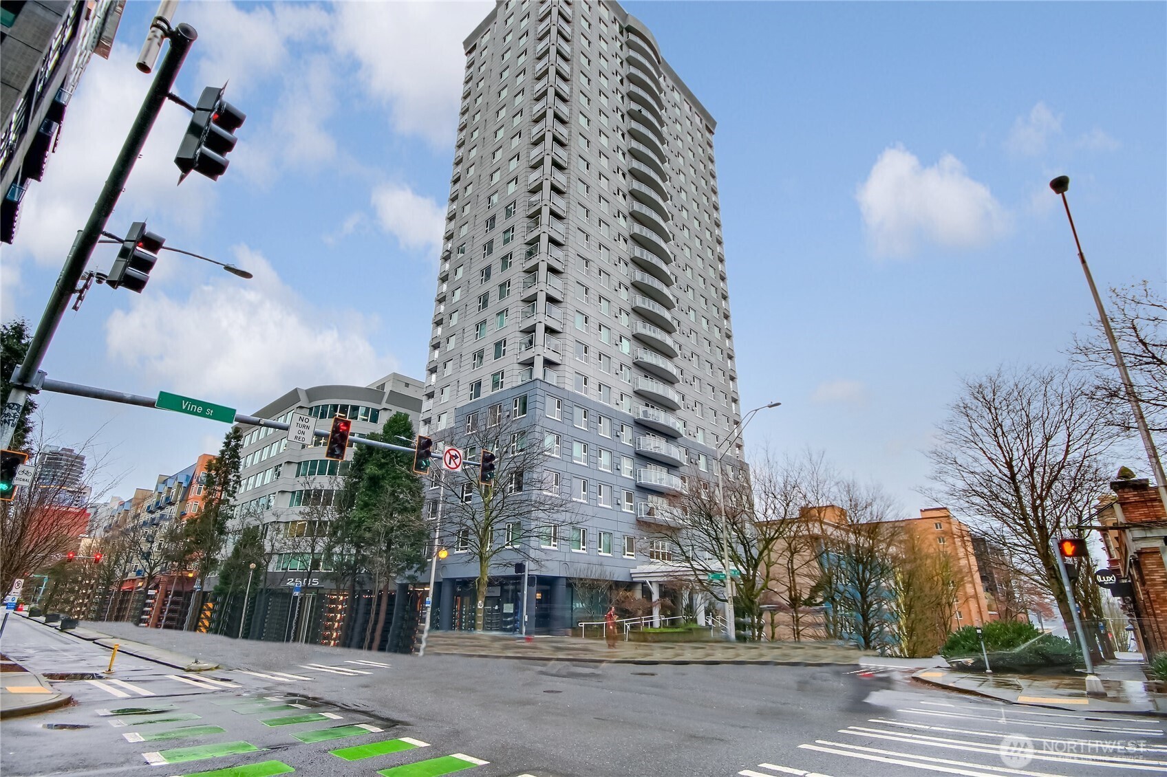 121 Vine Street #505, Seattle, WA 98121, photo 2 of 26