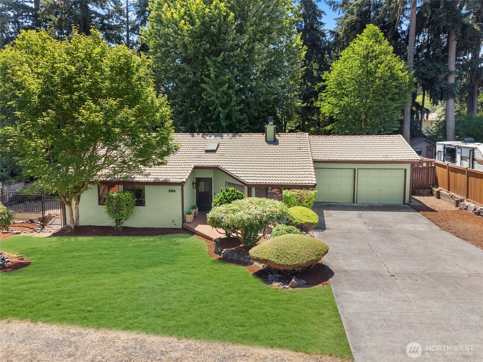 8904 121st Street, Puyallup, WA 98373, photo 2 of 2