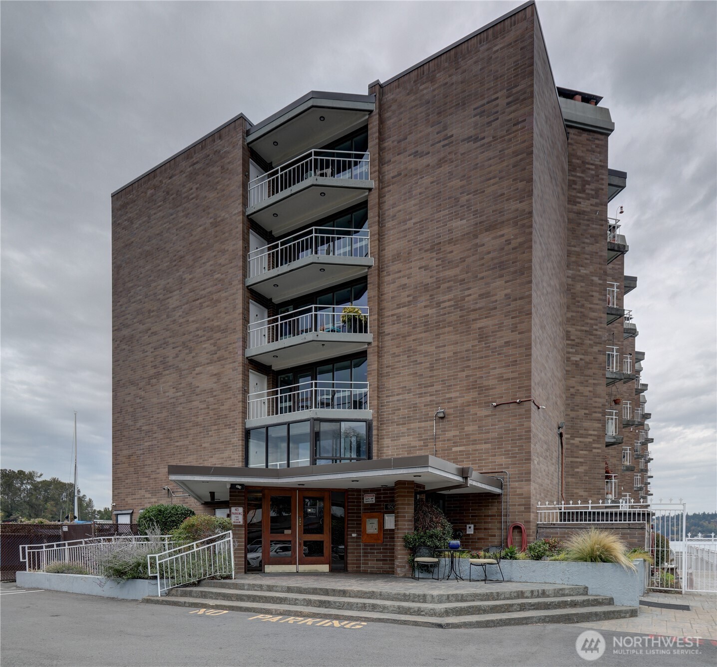 9500 Rainier Avenue S #311, Seattle, WA 98118, photo 5 of 26