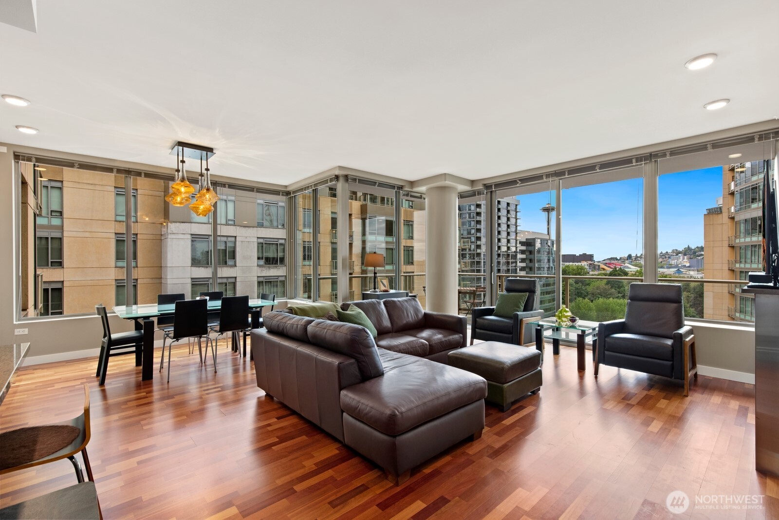 910 Lenora Street #S1010, Seattle, WA 98121, photo 2 of 40