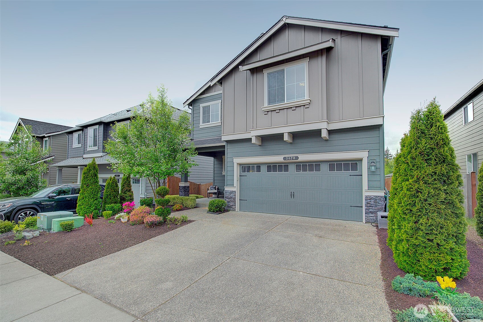 3240 104th Drive NE