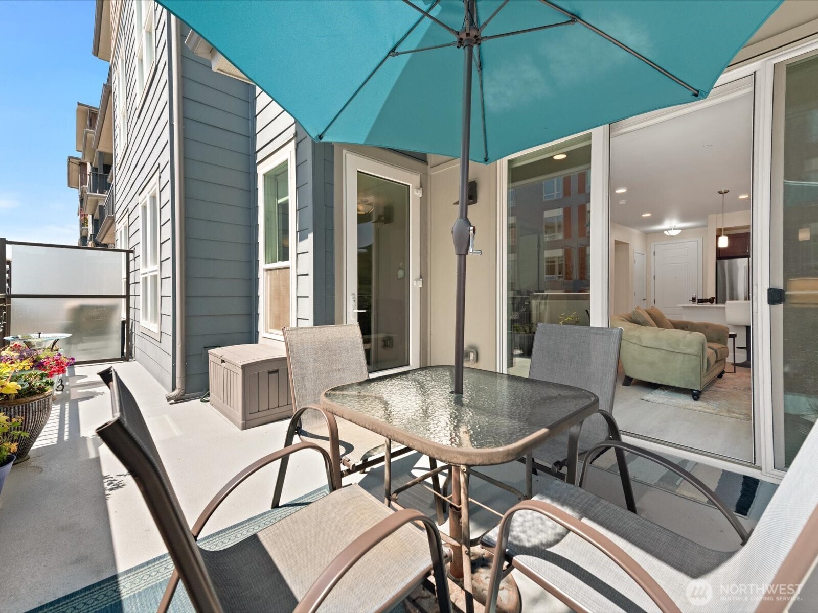 4961 Main Street #517