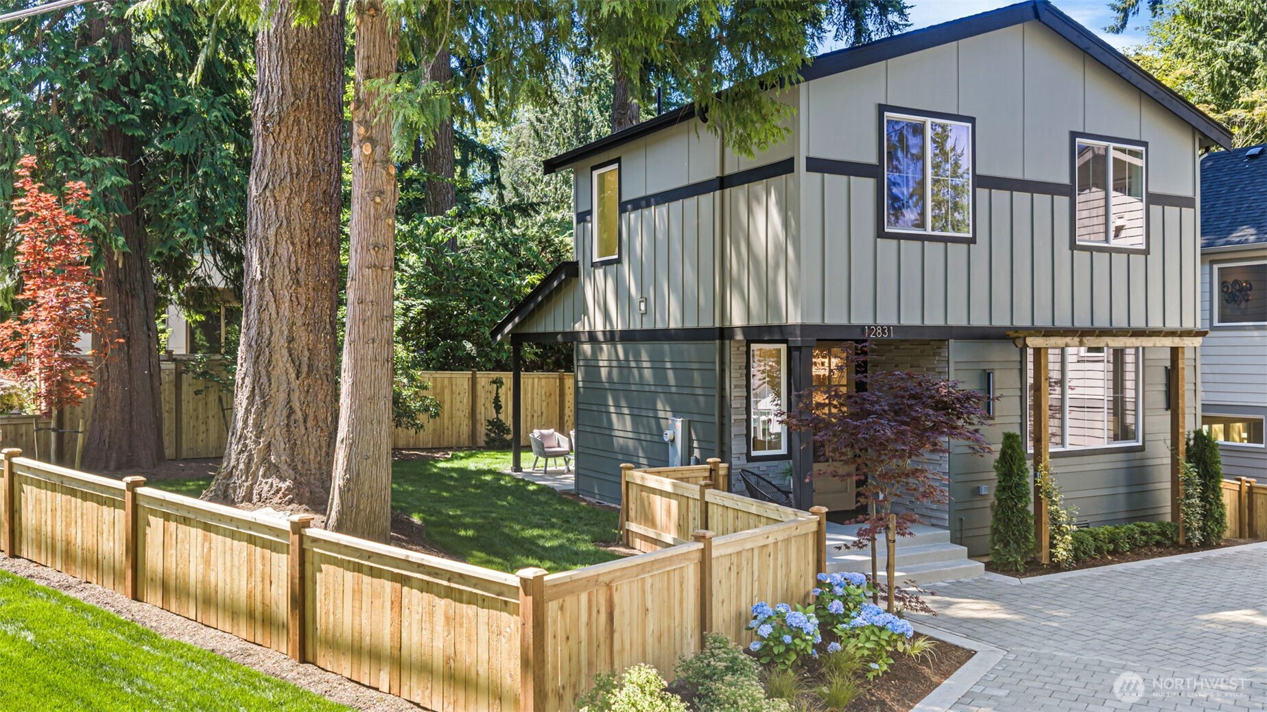 12831 NE 78th Place
