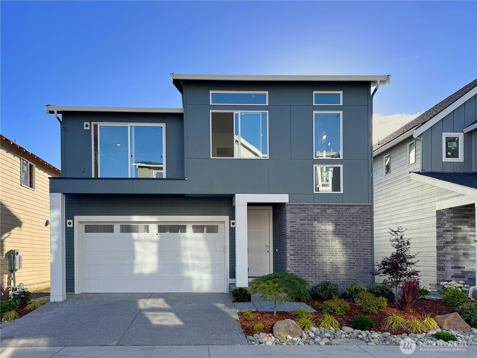 22022 81st Place W, Edmonds, WA 98026, photo 2 of 2