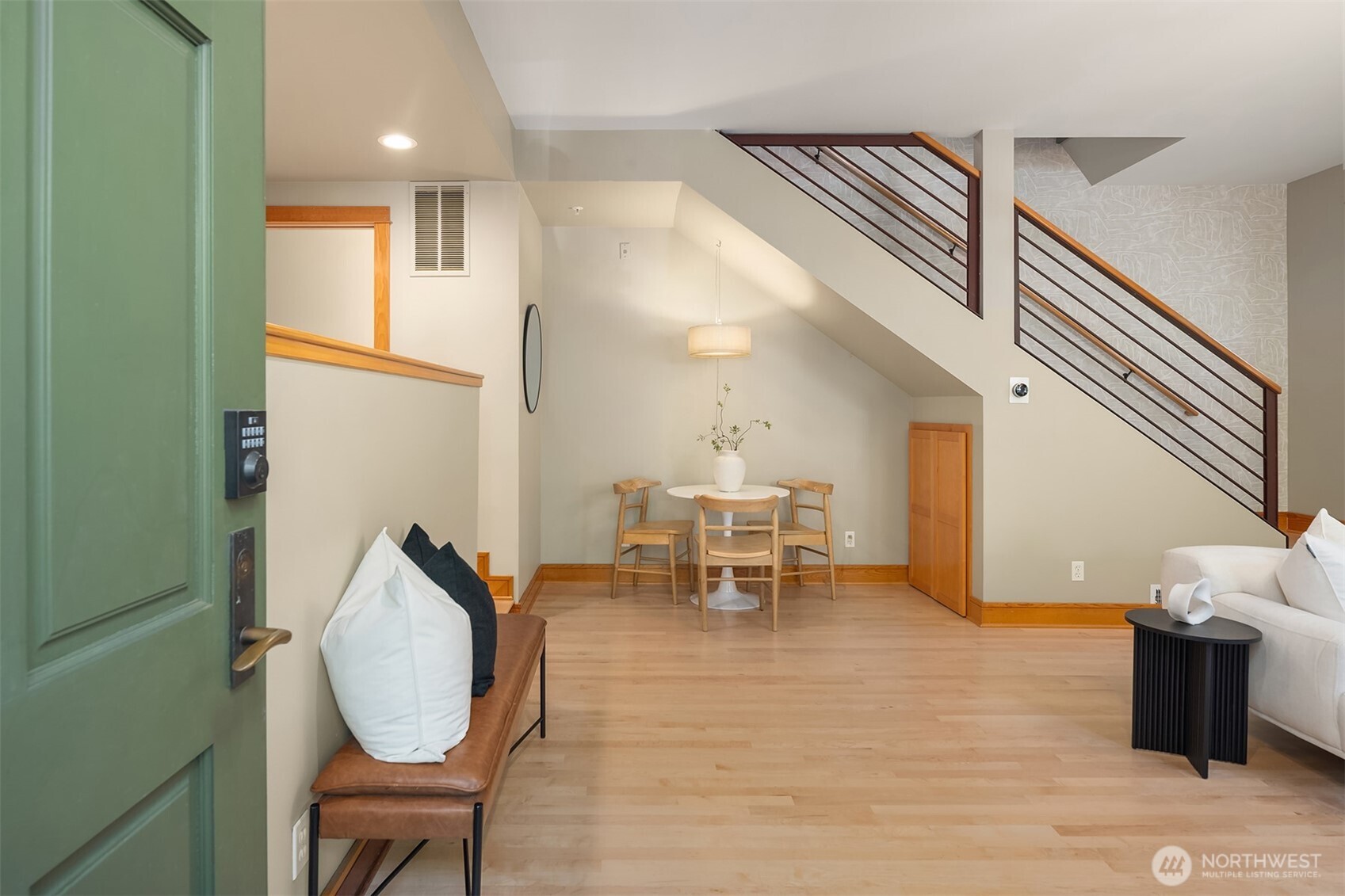 3824 Evanston Avenue N #11, Seattle, WA 98103, photo 5 of 35