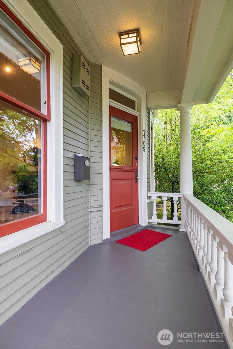 1709 E Republican Street #6, Seattle, WA 98112, photo 4 of 19