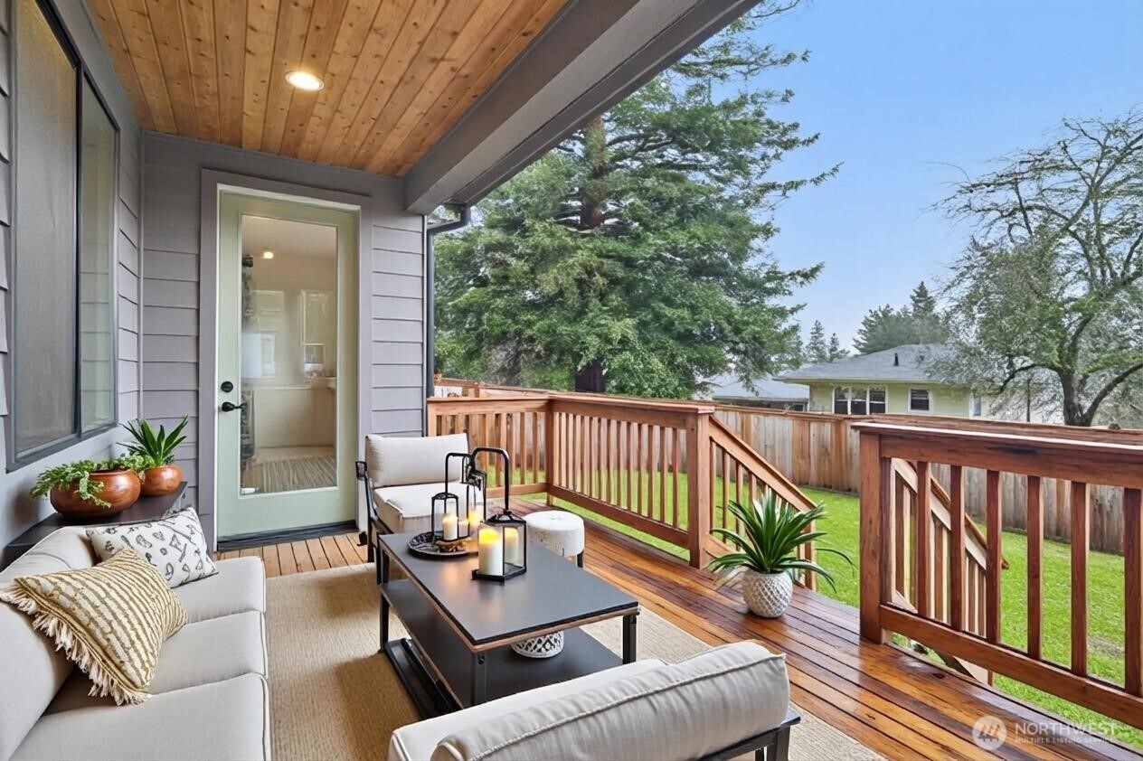 12332 38th Avenue NE, Seattle, WA 98125, photo 5 of 24