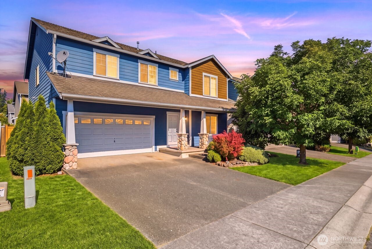 1309 231st Ave Se, Sammamish, WA 98075, photo 3 of 4