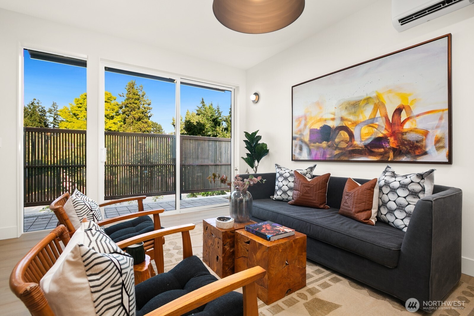 5053 35th Avenue SW, Seattle, WA 98126, photo 5 of 25