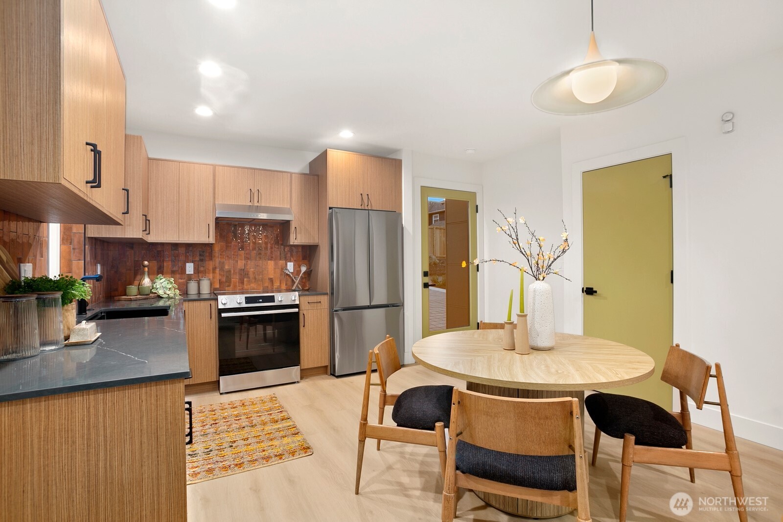 5051 35th Avenue SW, Seattle, WA 98126, photo 2 of 24