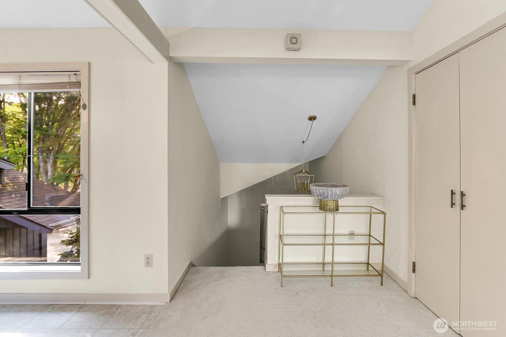 1541 NE 143rd Street #H5, Seattle, WA 98125, photo 3 of 31