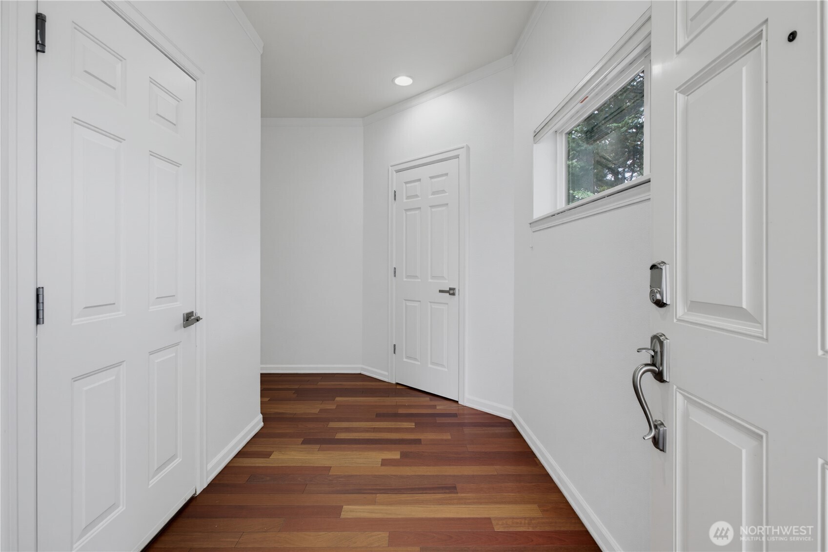 9729 26th Avenue SW #404, Seattle, WA 98106, photo 3 of 33