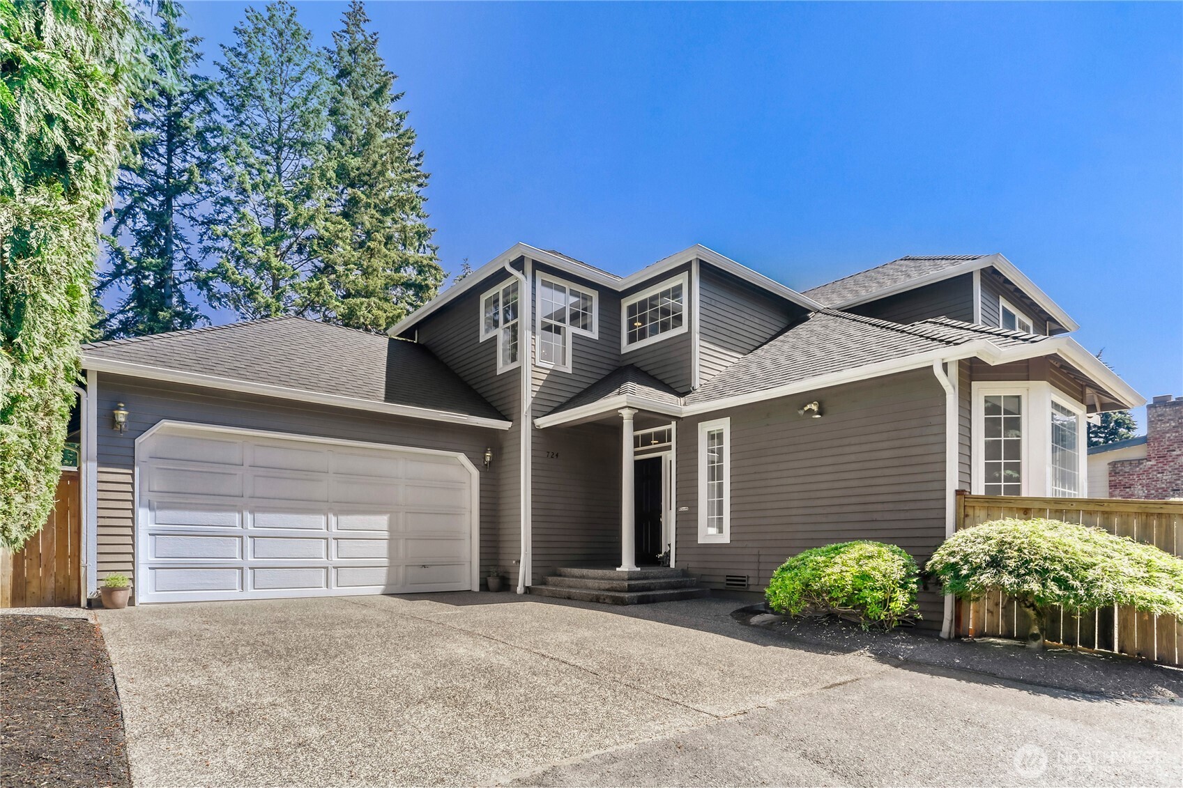 724 N 190th Street