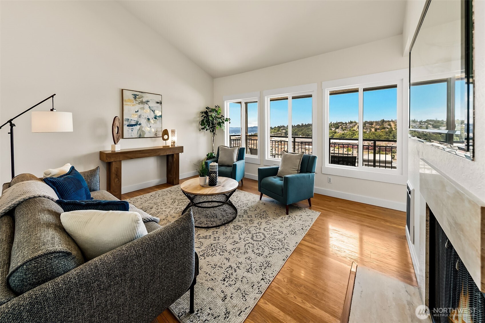 1965 12th Avenue W #401, Seattle, WA 98119, photo 5 of 30