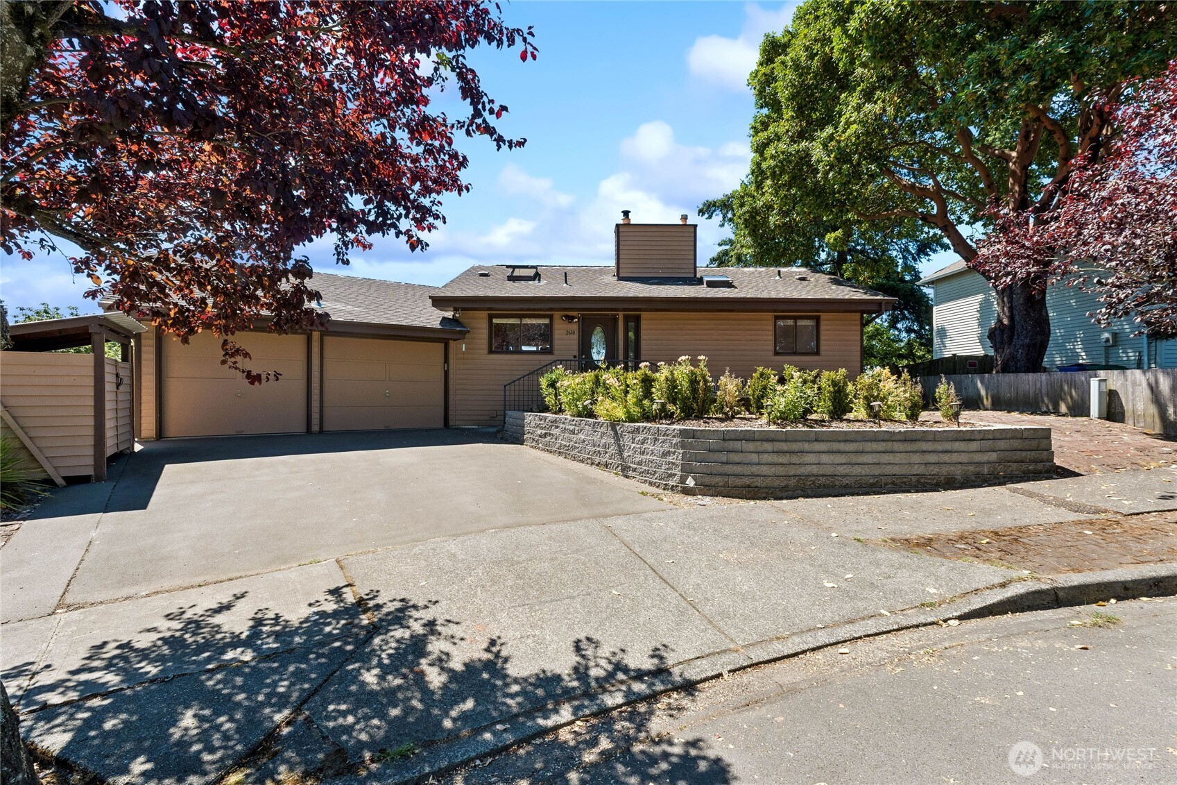 2610 NE 5th Court