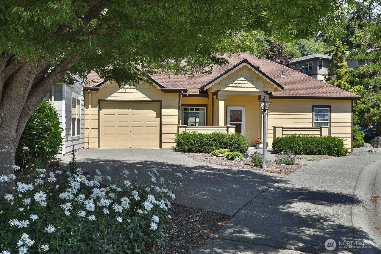 1757 Compass Boulevard #7