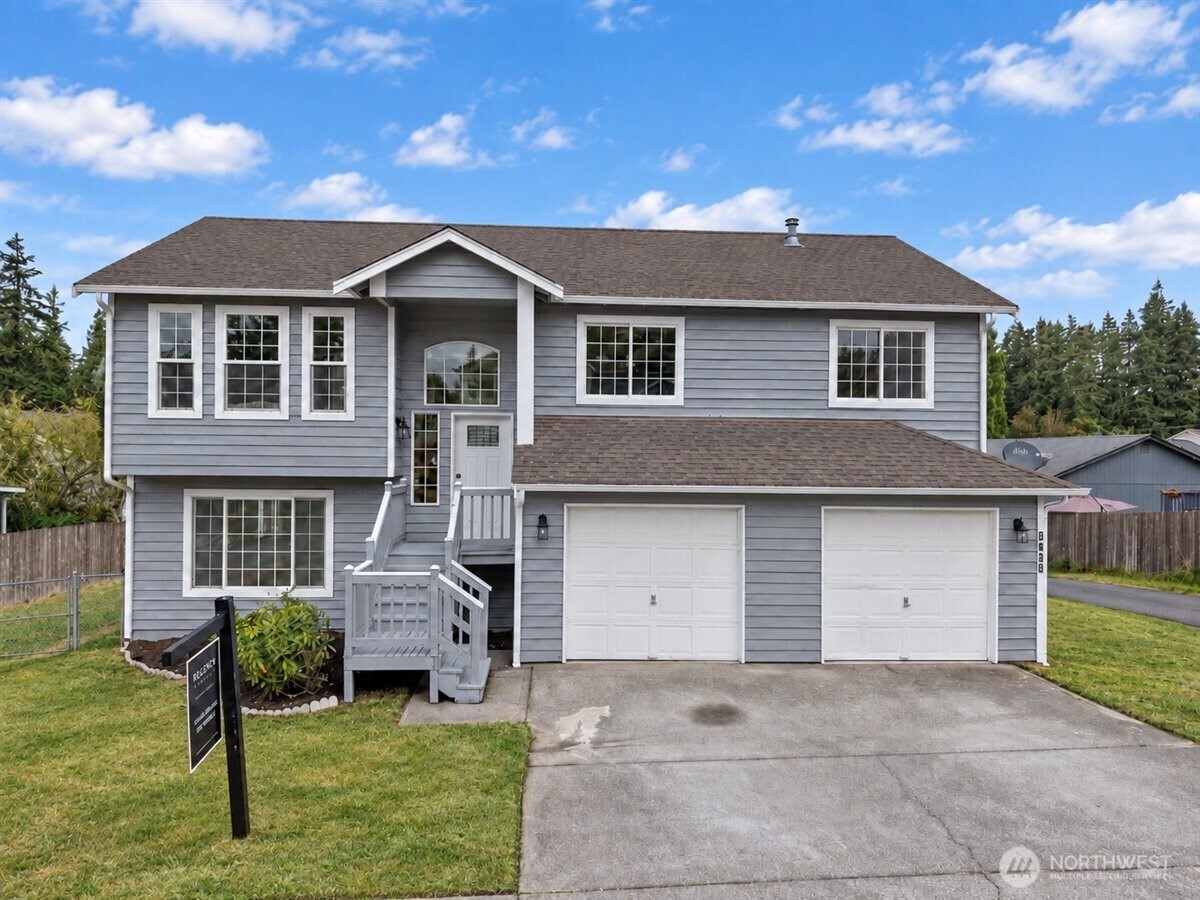 2956 lowren Loop, Port Orchard, WA 98366, photo 3 of 3
