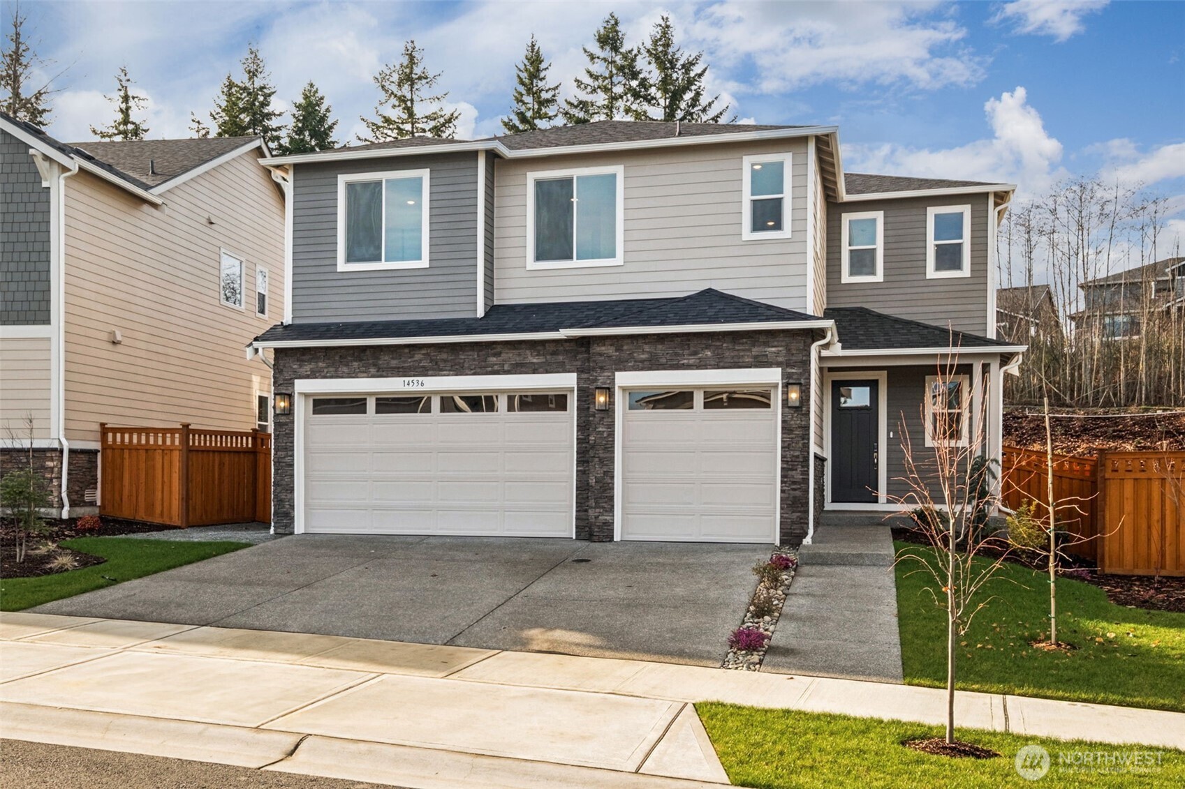 14512 203rd Avenue E #850