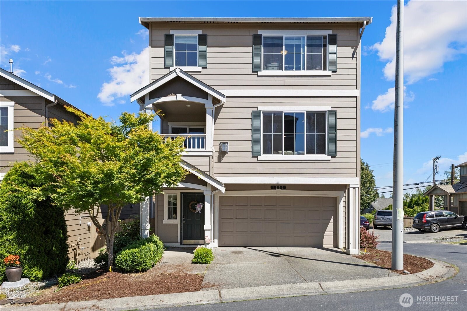 1203 93rd Drive NE