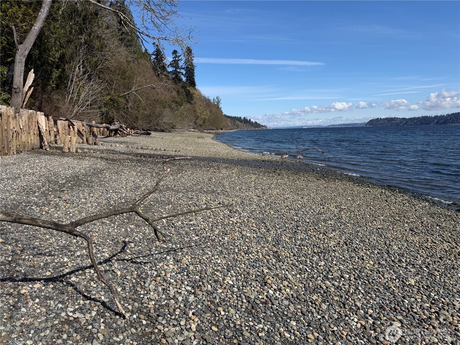 1 SE Goat Trail Rd