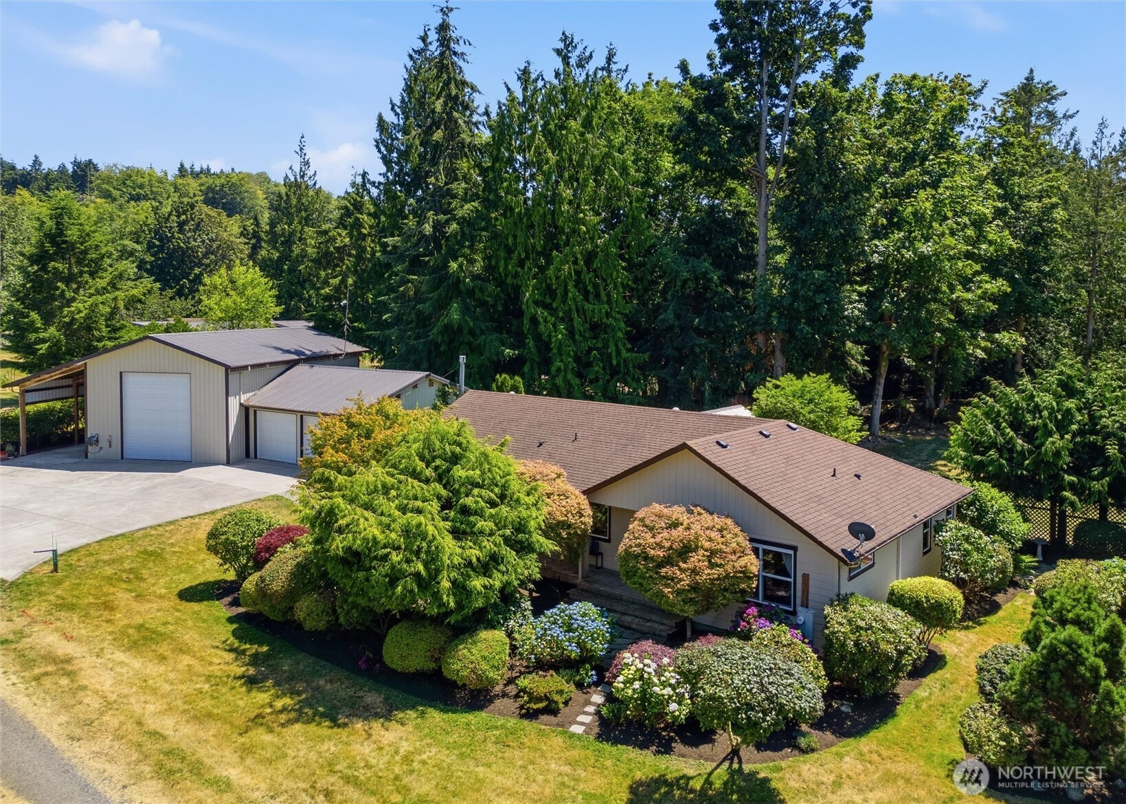 4859 NE Deerbrook Lane