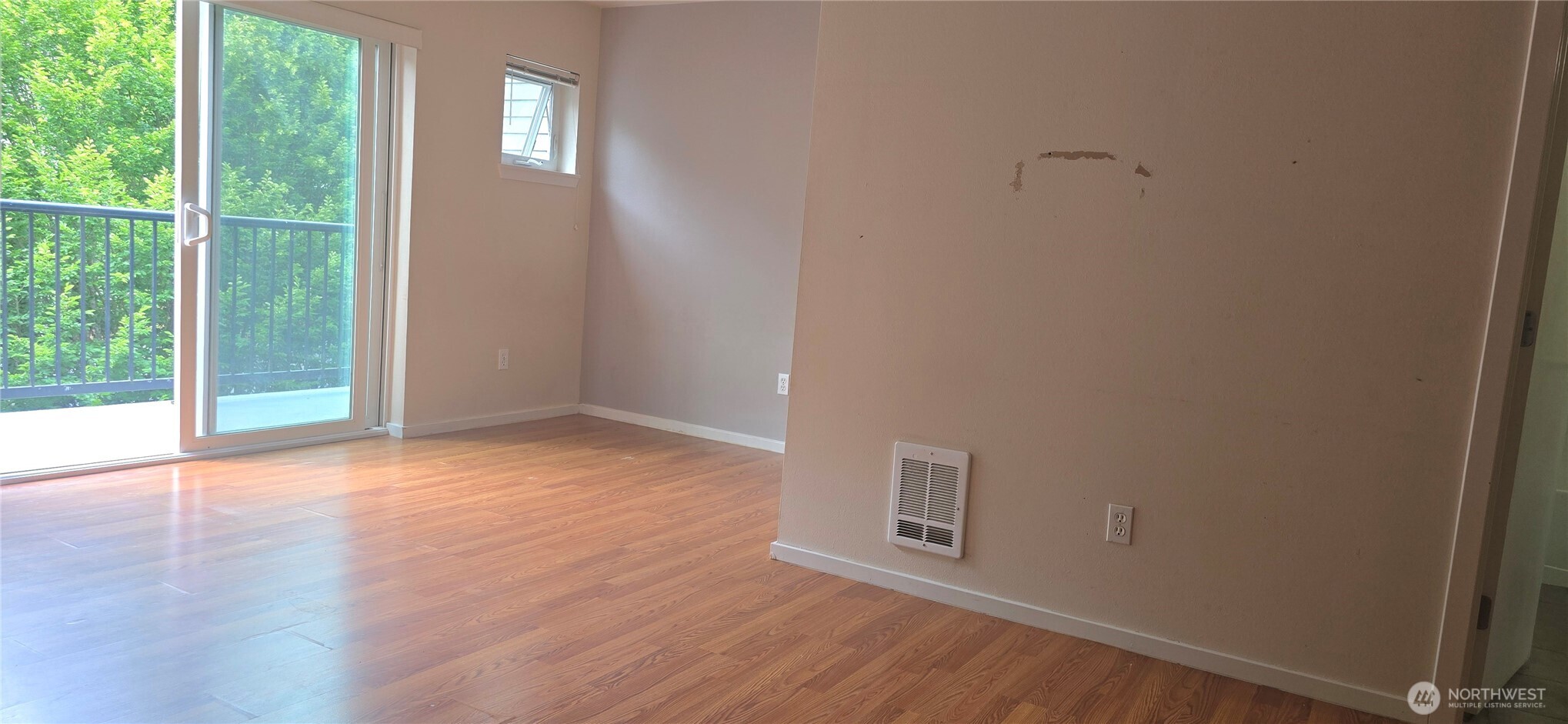 12345 Roosevelt Way NE #406, Seattle, WA 98125, photo 5 of 16