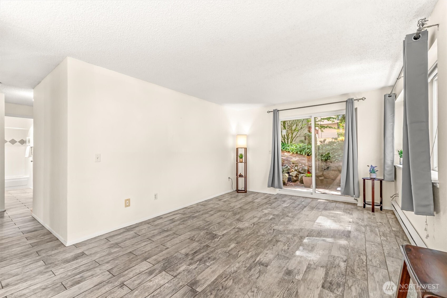 5912 California Avenue SW #102, Seattle, WA 98136, photo 2 of 20