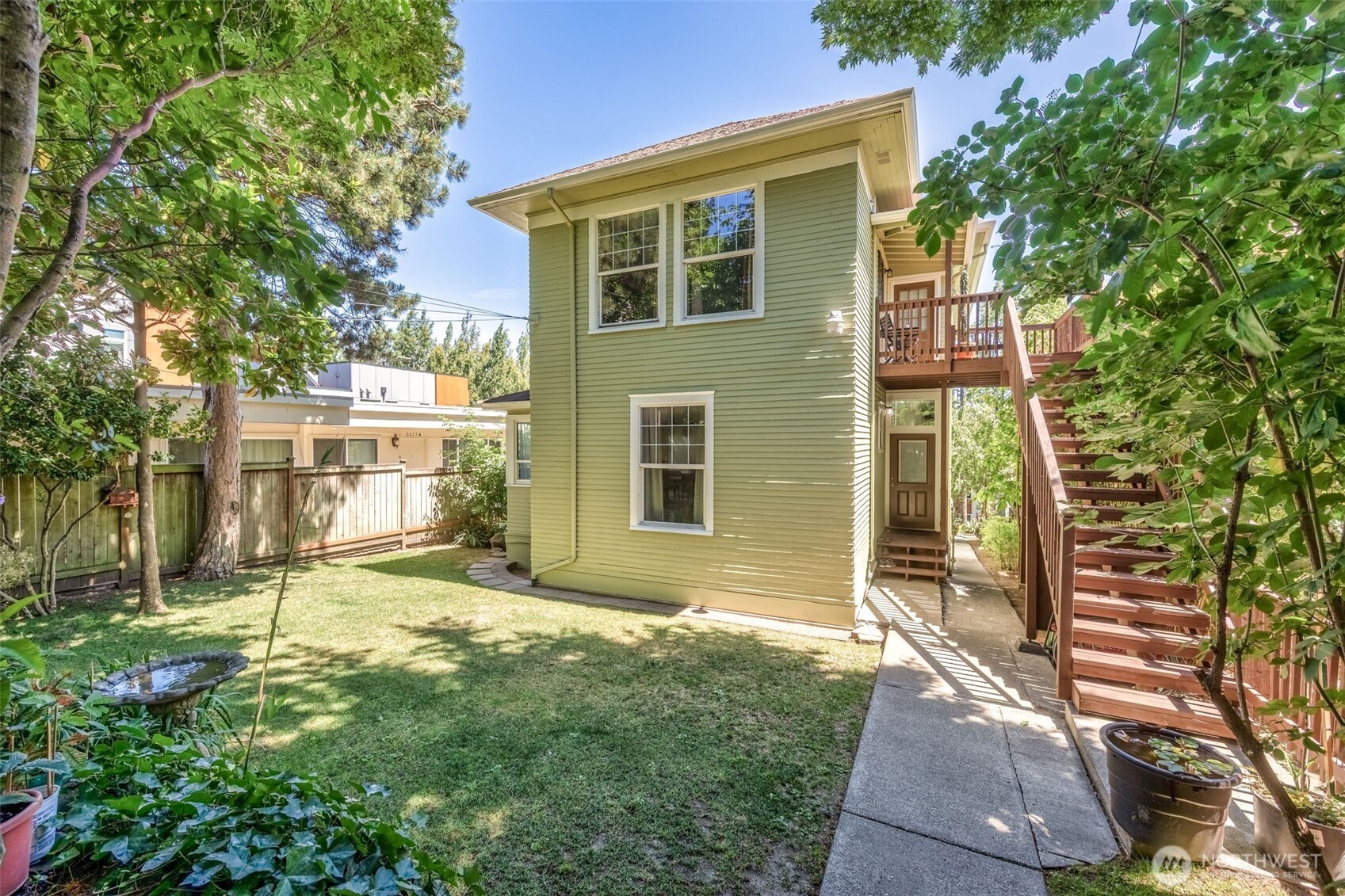 2021 15th Avenue S, Seattle, WA 98144, photo 2 of 3