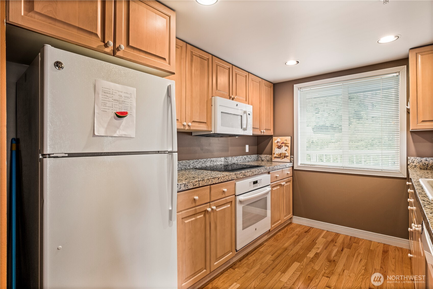 601 W Mercer Place #304, Seattle, WA 98119, photo 3 of 30