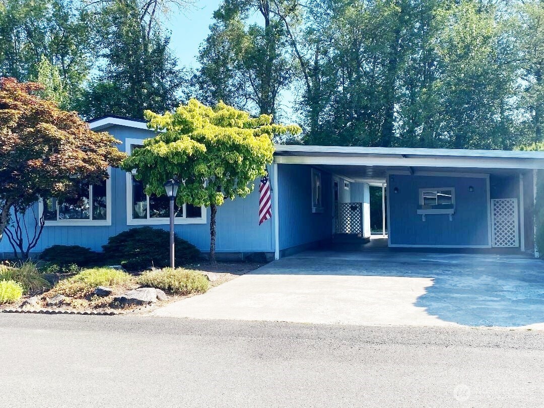 836 Harman Way S #34, Orting, WA 98360, photo 2 of 3
