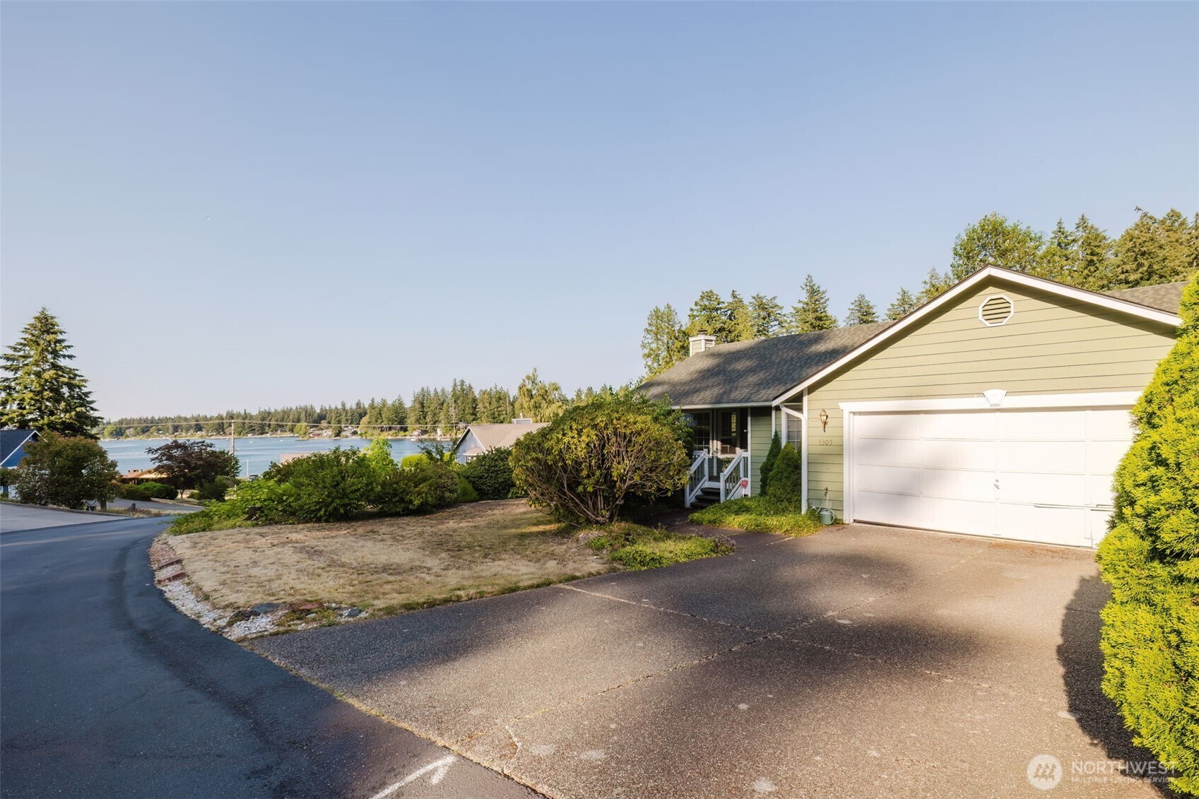 5305 Harbor Ridge Drive