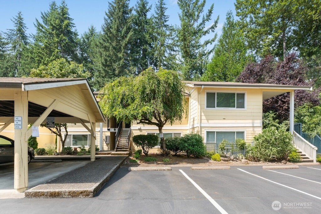 14602 NE 51st Street #D1, Bellevue, WA 98007, photo 2 of 2