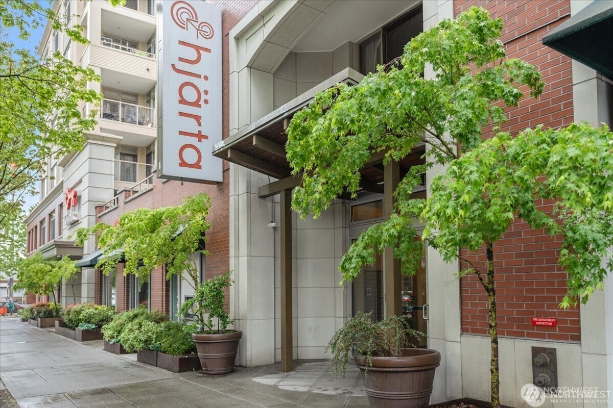 1530 NW Market Street #502, Seattle, WA 98107, photo 2 of 38