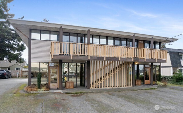 7820 - 7822 27th Street W #C