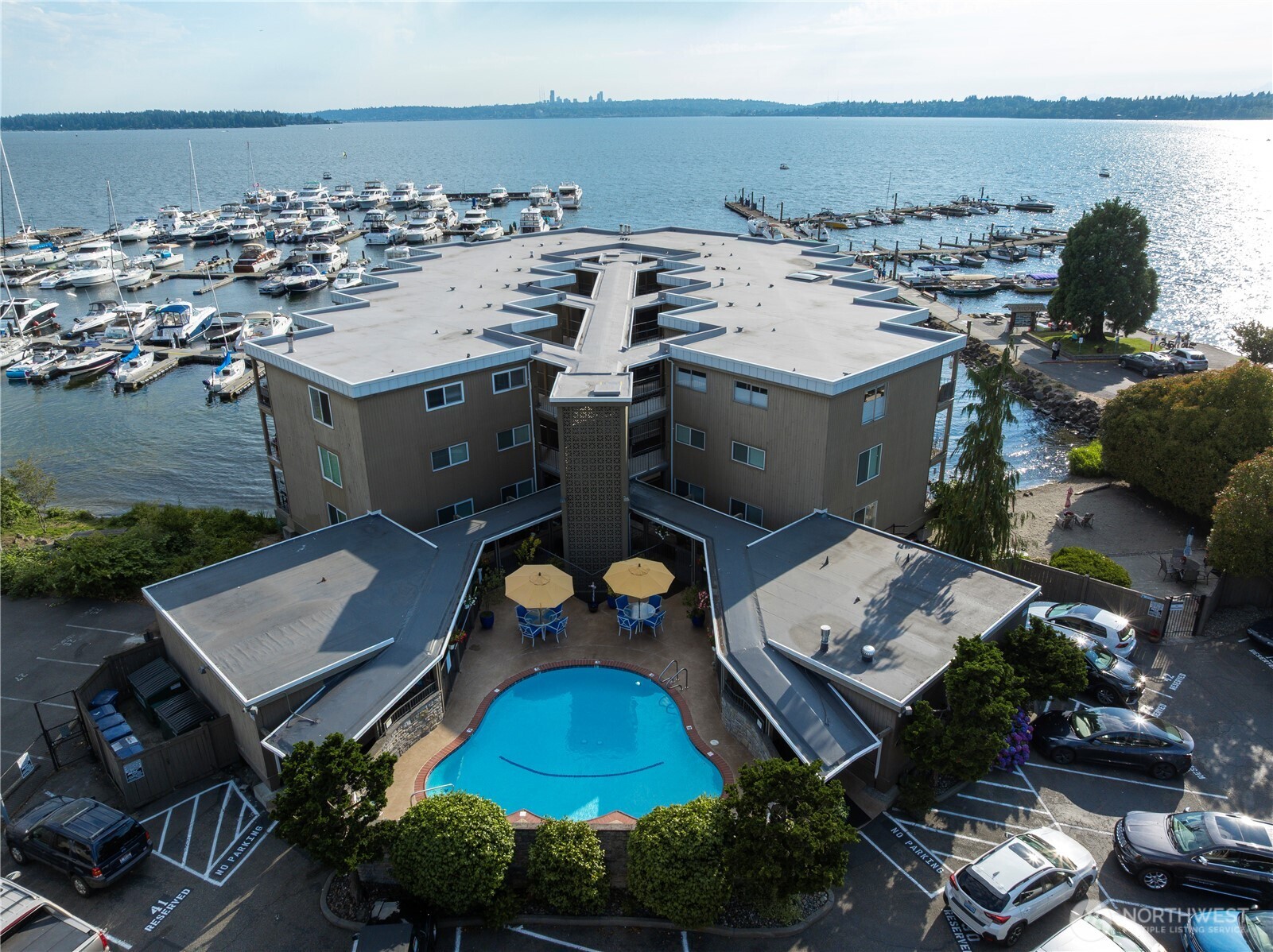 65 Kirkland Avenue #102