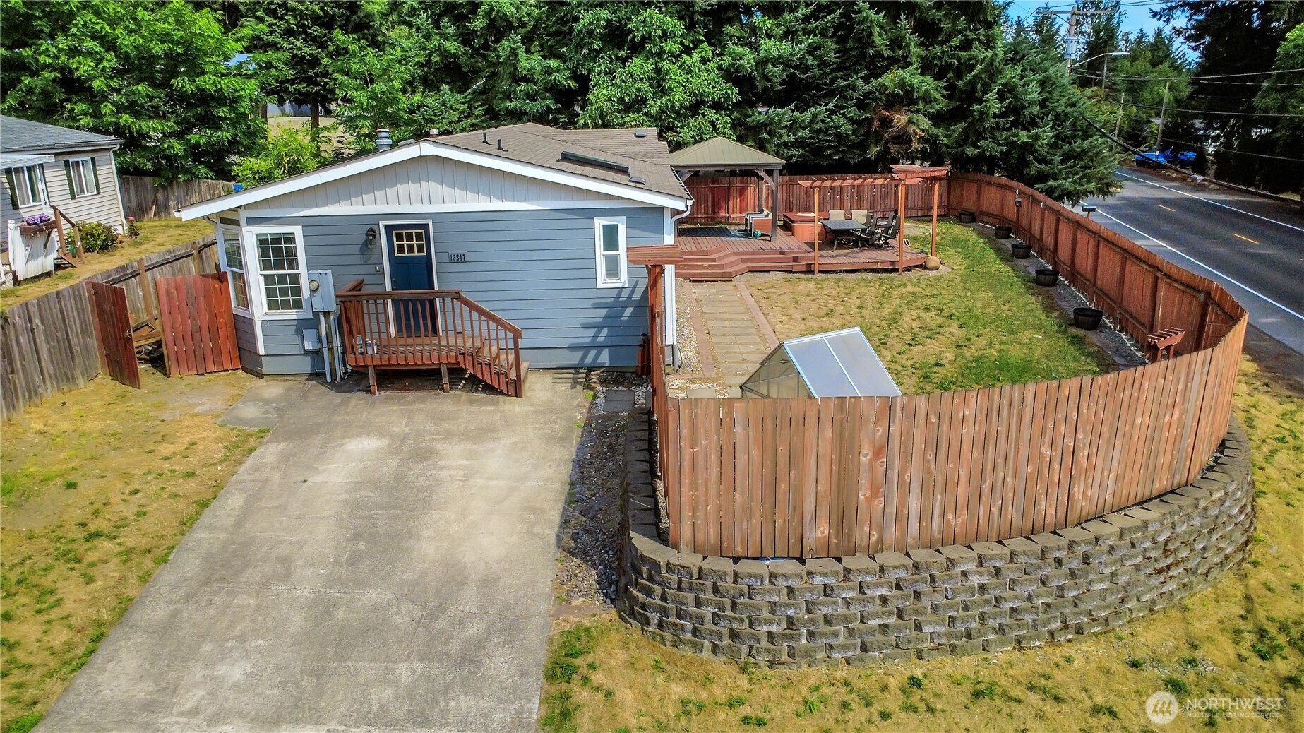 13217 9th Avenue Ct E, Tacoma, WA 98445, photo 2 of 2
