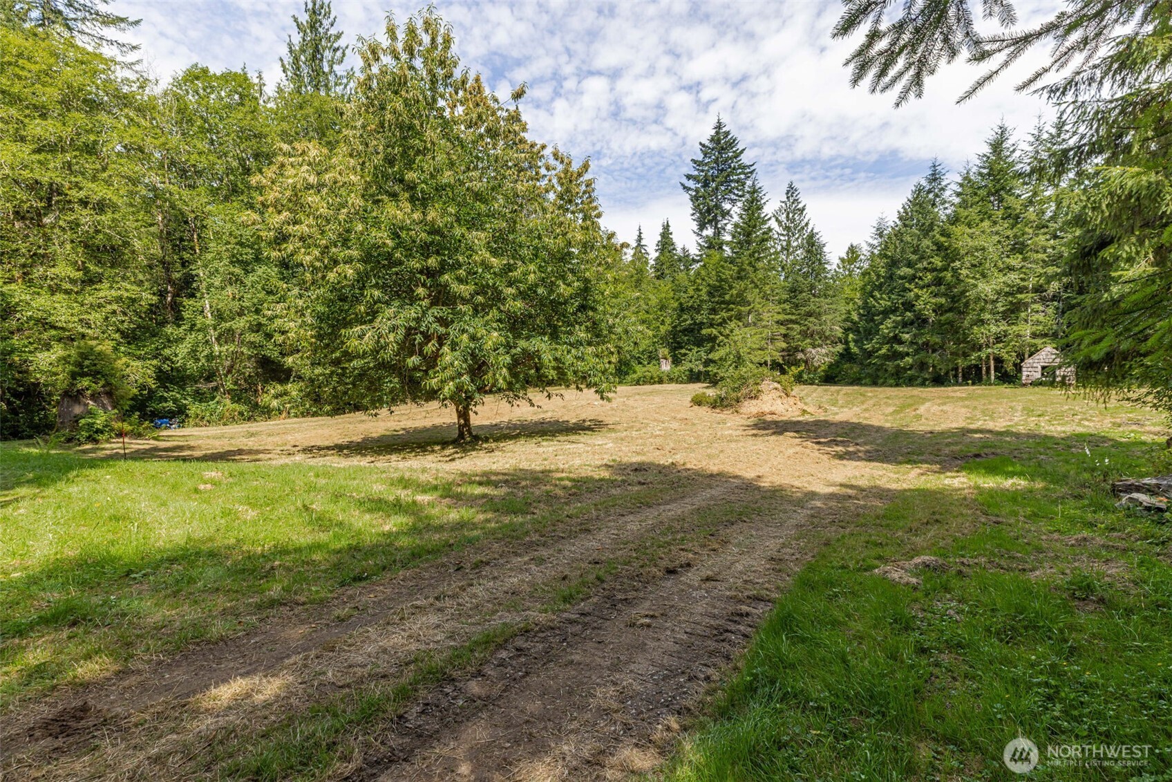 2682 E Lake Riley Road