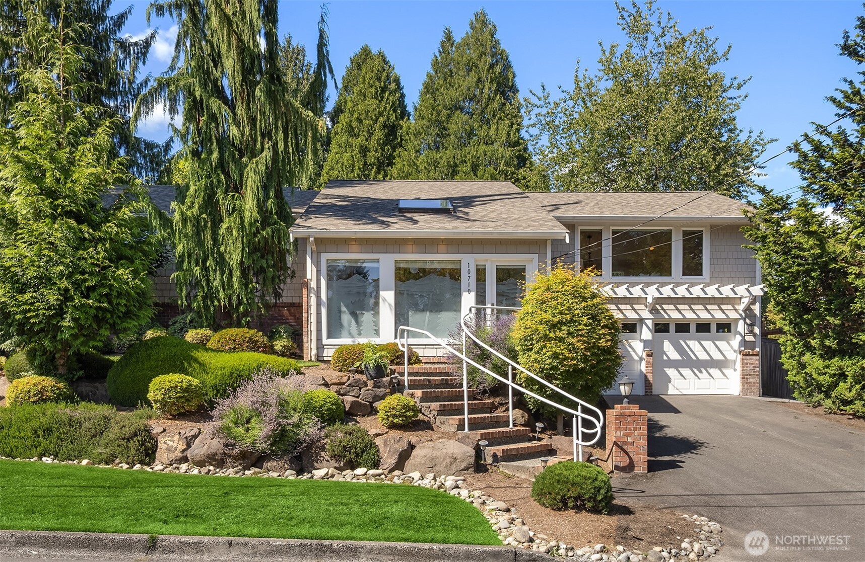 10710 NE 190th Street