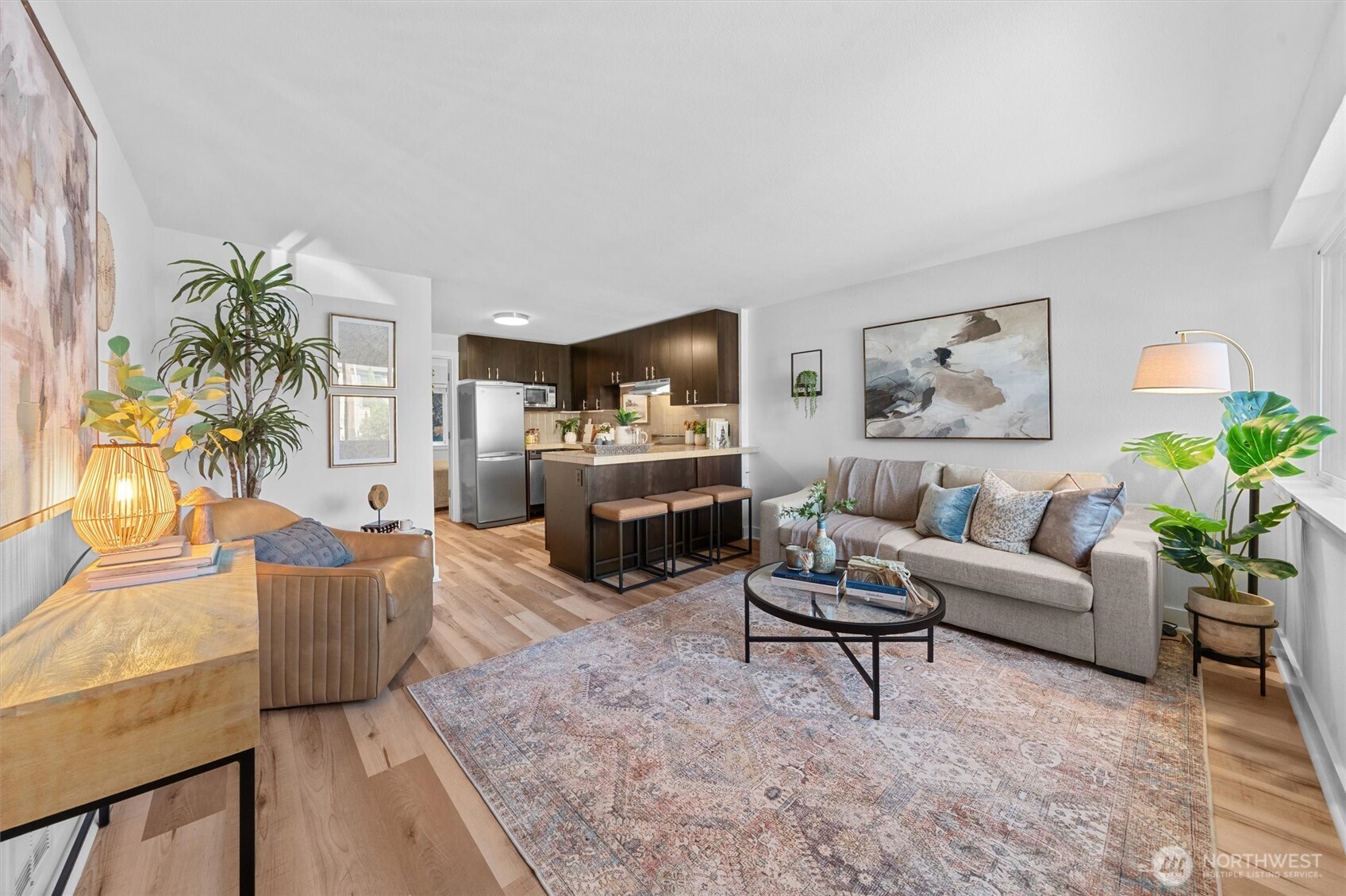 752 Bellevue Avenue E #212