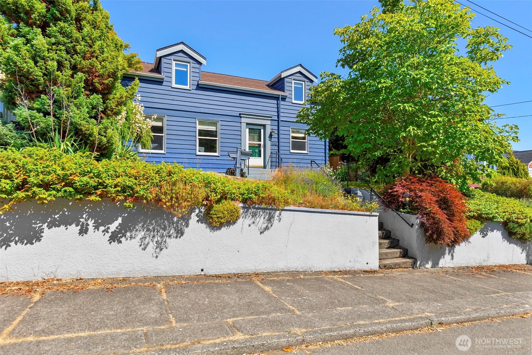1118 Hayward Avenue