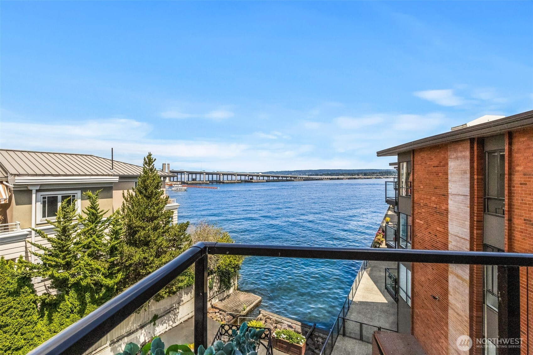 2360 43rd Ave E #404, Seattle, WA 98112, photo 3 of 39
