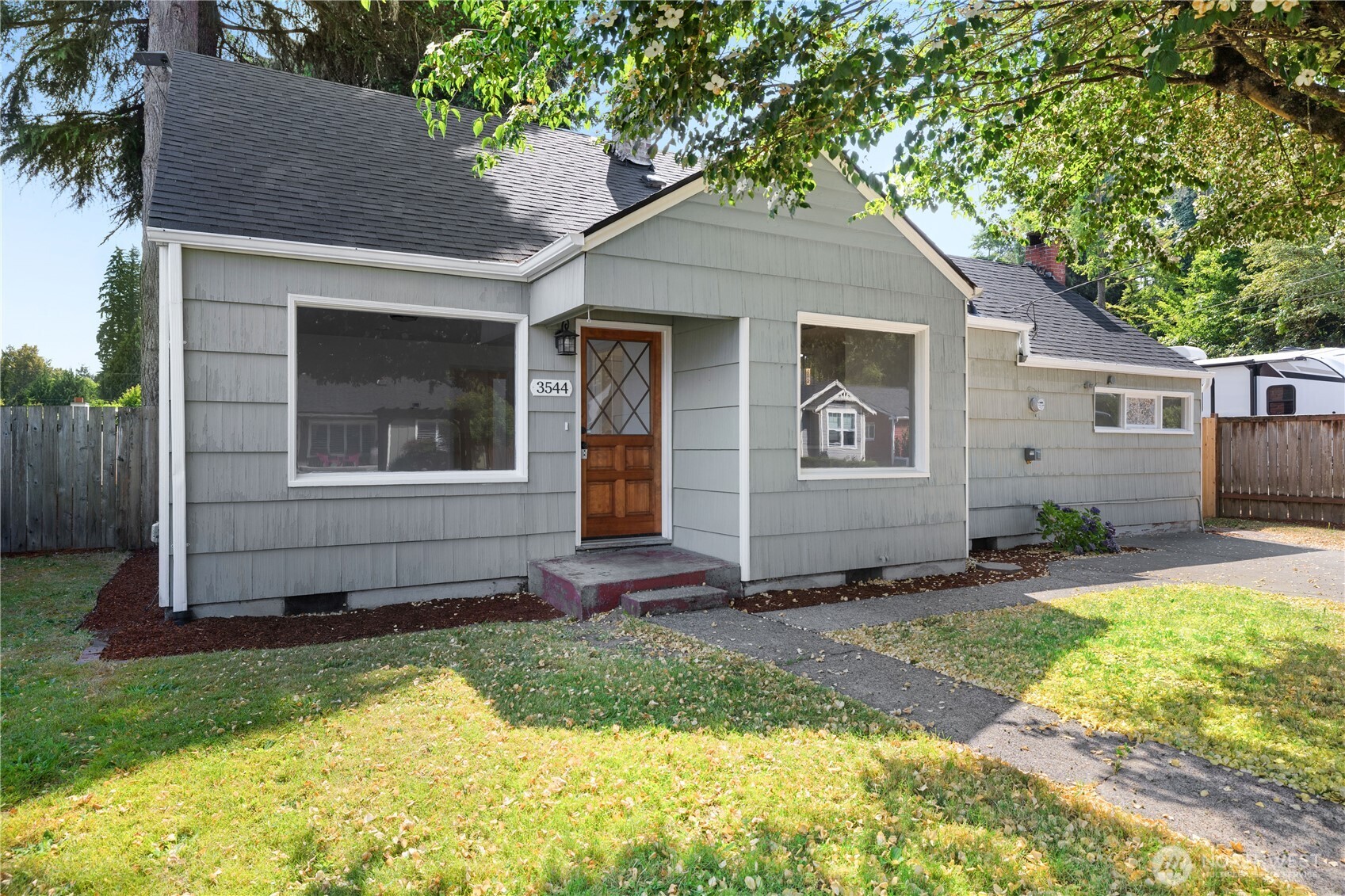 3544 Quince Street SE