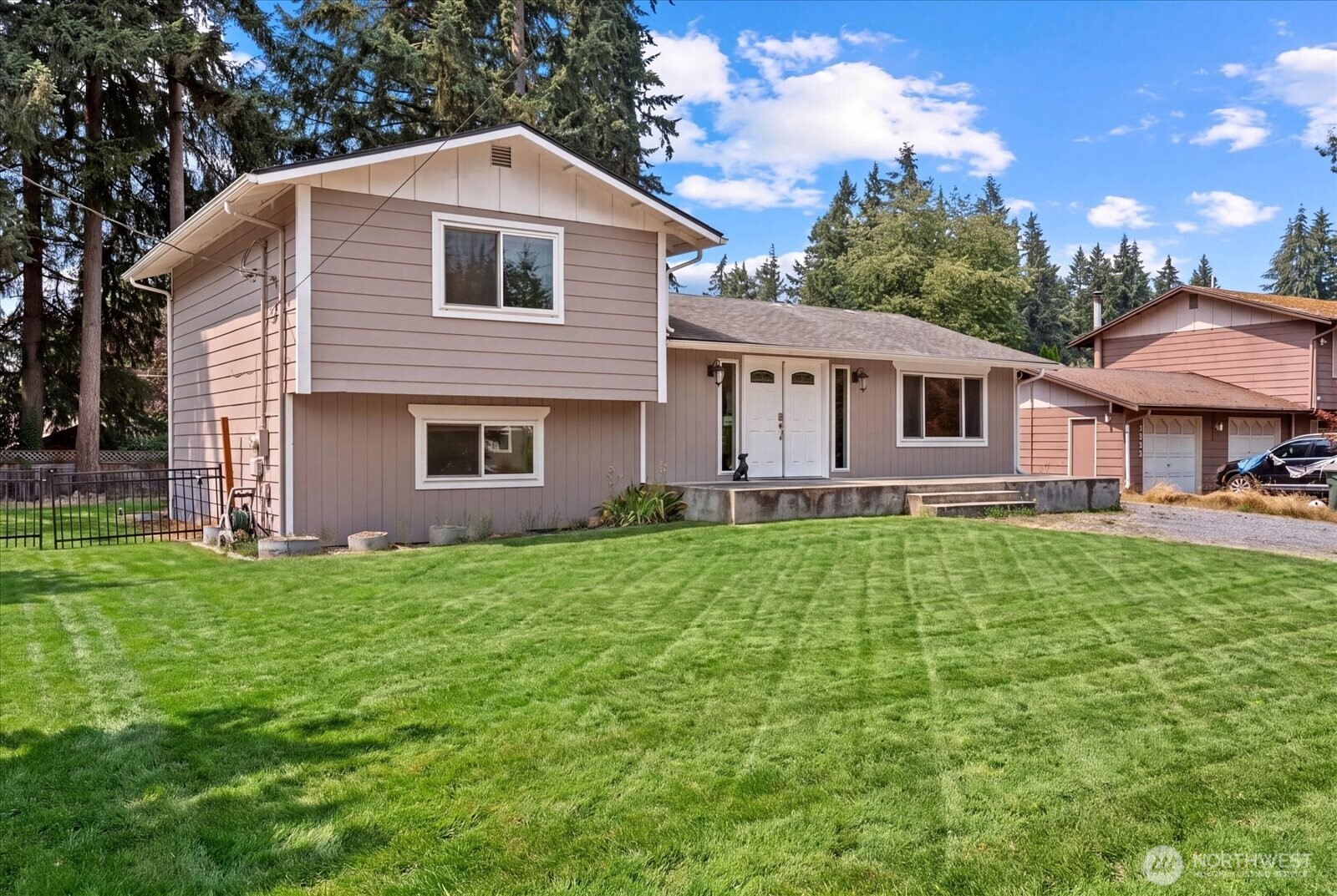 12808 Military Road E