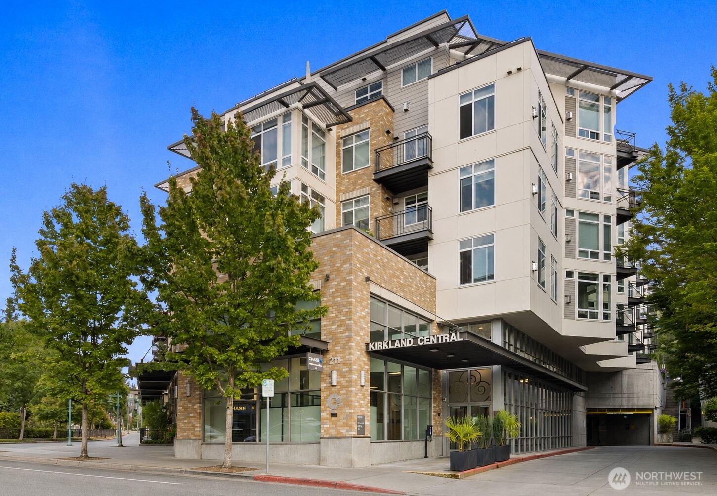 211 Kirkland Ave #223