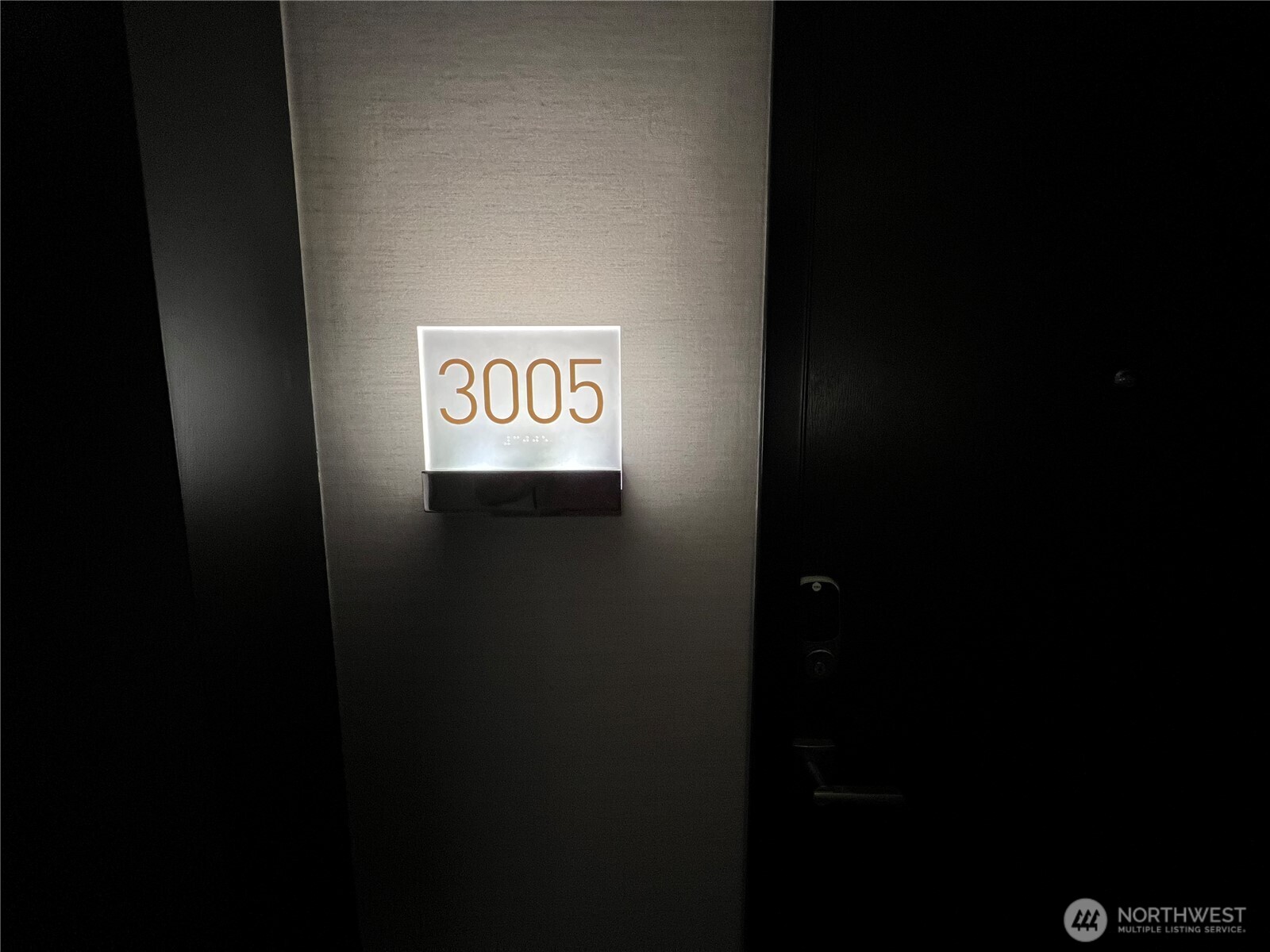 1808 Minor Avenue #3005, Seattle, WA 98101, photo 2 of 14
