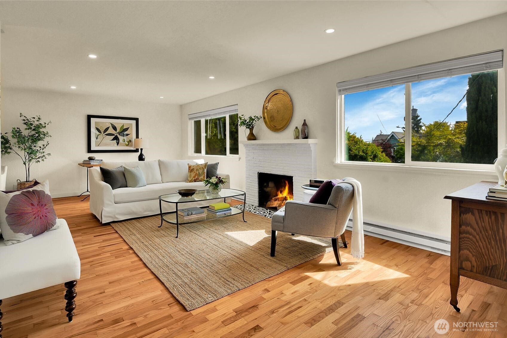 2353 Federal Avenue E