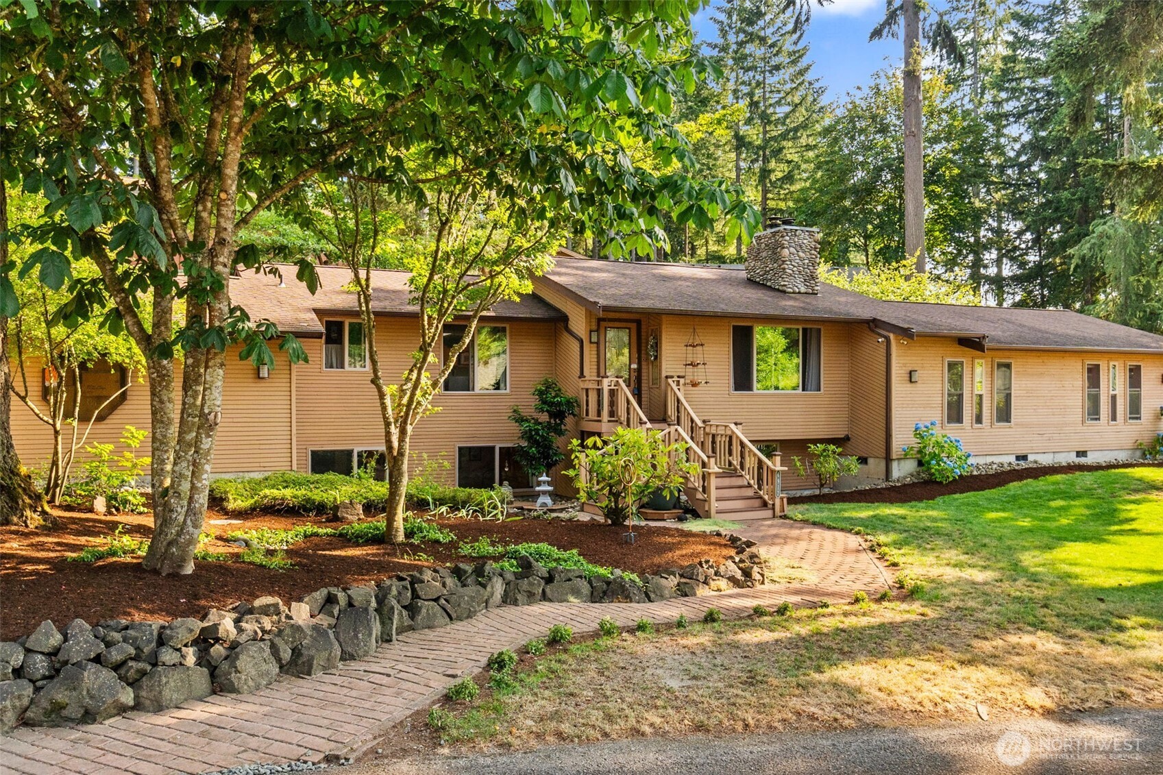 6912 43rd Loop SE