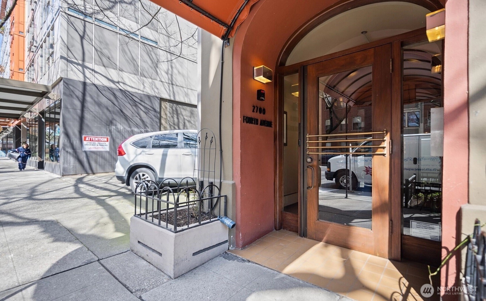 2700 4th Avenue #503, Seattle, WA 98121-1245, photo 4 of 33