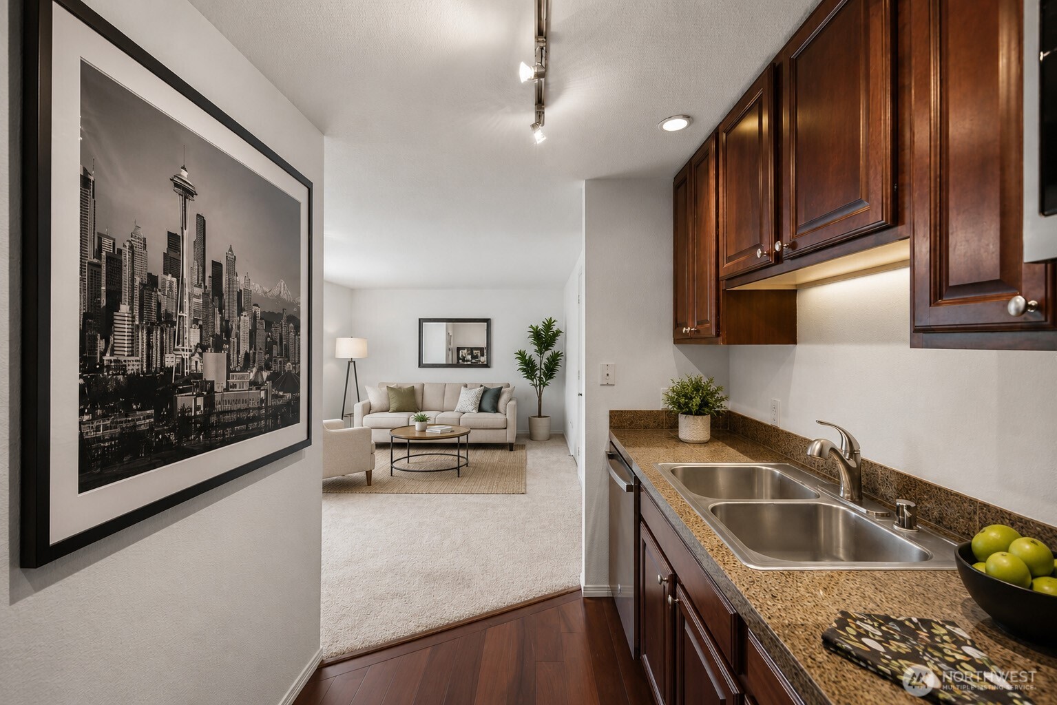 14300 32nd Avenue NE #410, Seattle, WA 98125, photo 3 of 39